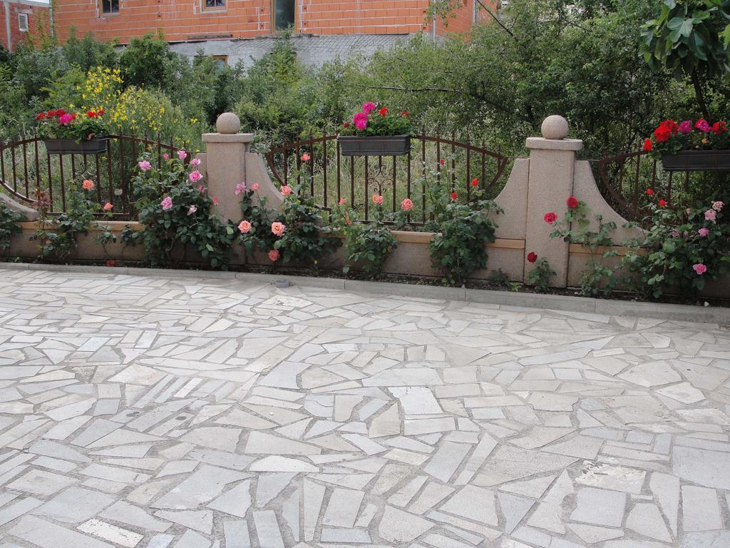 וודיצה Apartments Lalic מראה חיצוני תמונה