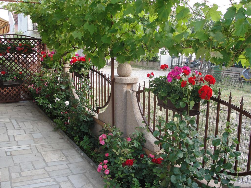 וודיצה Apartments Lalic מראה חיצוני תמונה